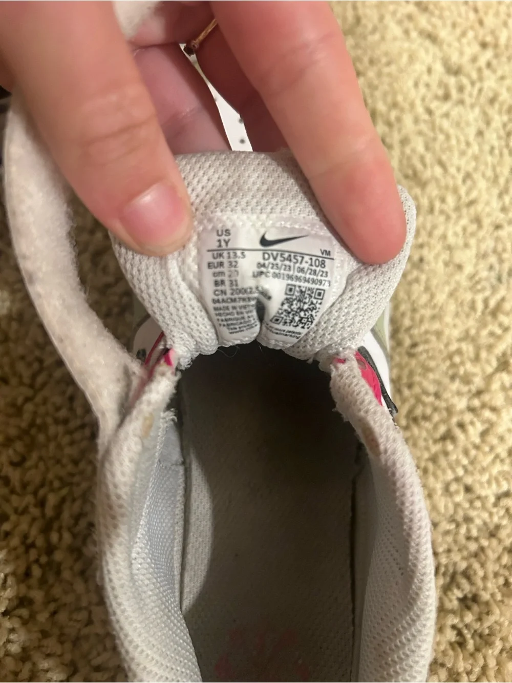Nike Kids Low-Top Sneakers in White, Pink, Green & Navy